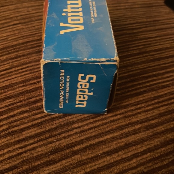 MF146 Yellow Sedan Voiture Beetle VW Bug Car Friction Retro Tin Toy w/Box - Picture 3 of 7